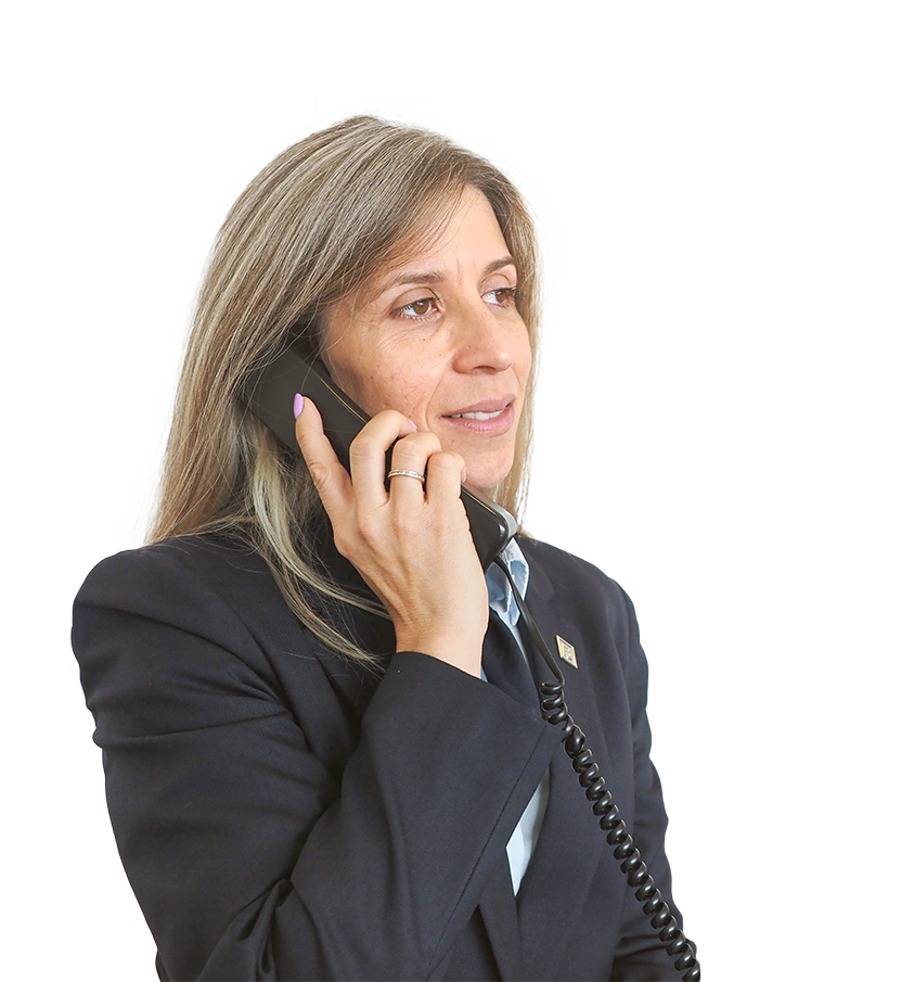 Liliana, uma das administrativas, na Funerária Boiça